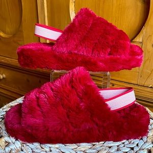 NEW in Box MISS MORE Red Furry Slippers with Back Strap Size 8 Super Soft & Cozy